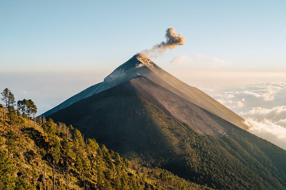 acatenango, acatenango elevation, acatenango guatemala, acatenango hike, acatenango hike difficulty, acatenango tour, acatenango trek, acatenango volcano, acatenango volcano hike, guatemala acatenango, hiking acatenango volcano, volcan acatenango, volcan acatenango hike, volcan de acatenango, volcano acatenango, volcán acatenango