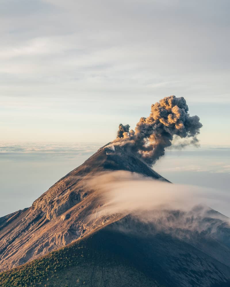 acatenango, acatenango elevation, acatenango guatemala, acatenango hike, acatenango hike difficulty, acatenango tour, acatenango trek, acatenango volcano, acatenango volcano hike, guatemala acatenango, hiking acatenango volcano, volcan acatenango, volcan acatenango hike, volcan de acatenango, volcano acatenango, volcán acatenango