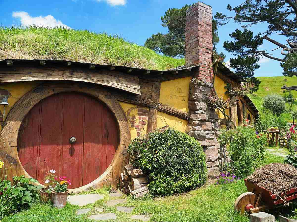 BEST HOBBITON TOURS FROM AUCKLAND