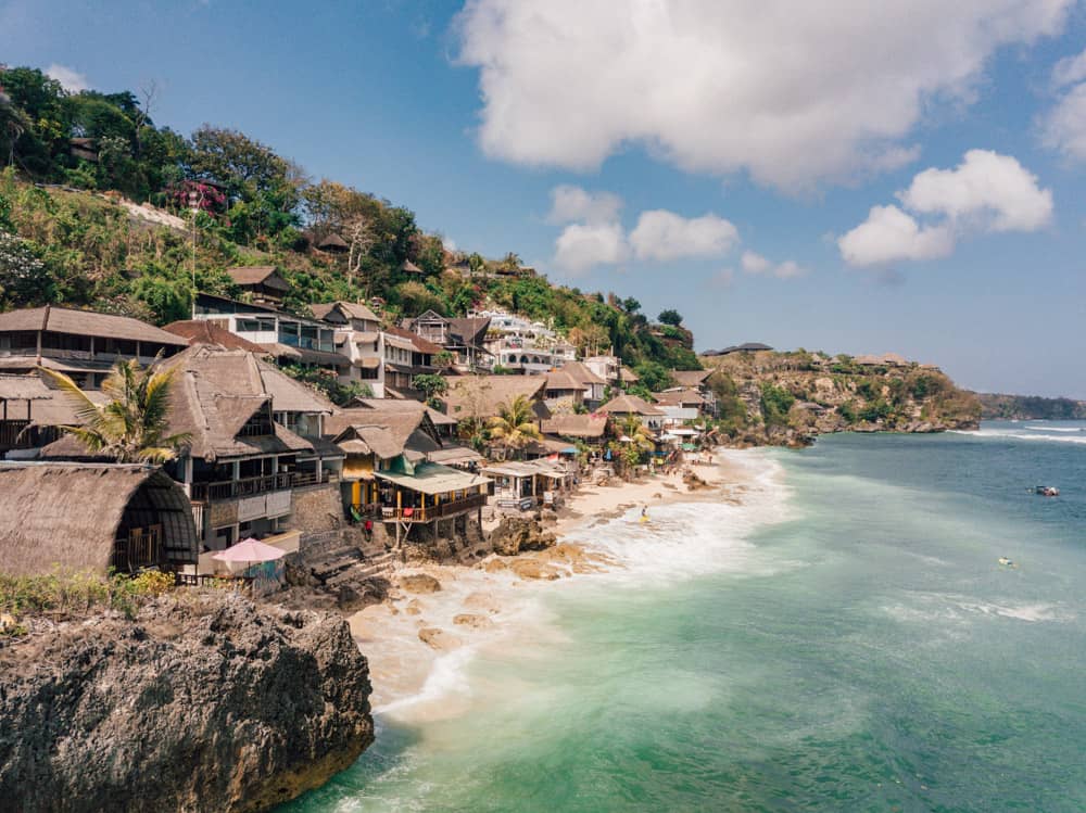 bingin beach, bingin, bingin beach uluwatu, bingin uluwatu, bingin surf, bingin surf bali, bingin beach surf, bingin bali, pantai bingin, bingin beach restaurants, bingin accommodation, uluwatu beaches, where to stay in uluwatu