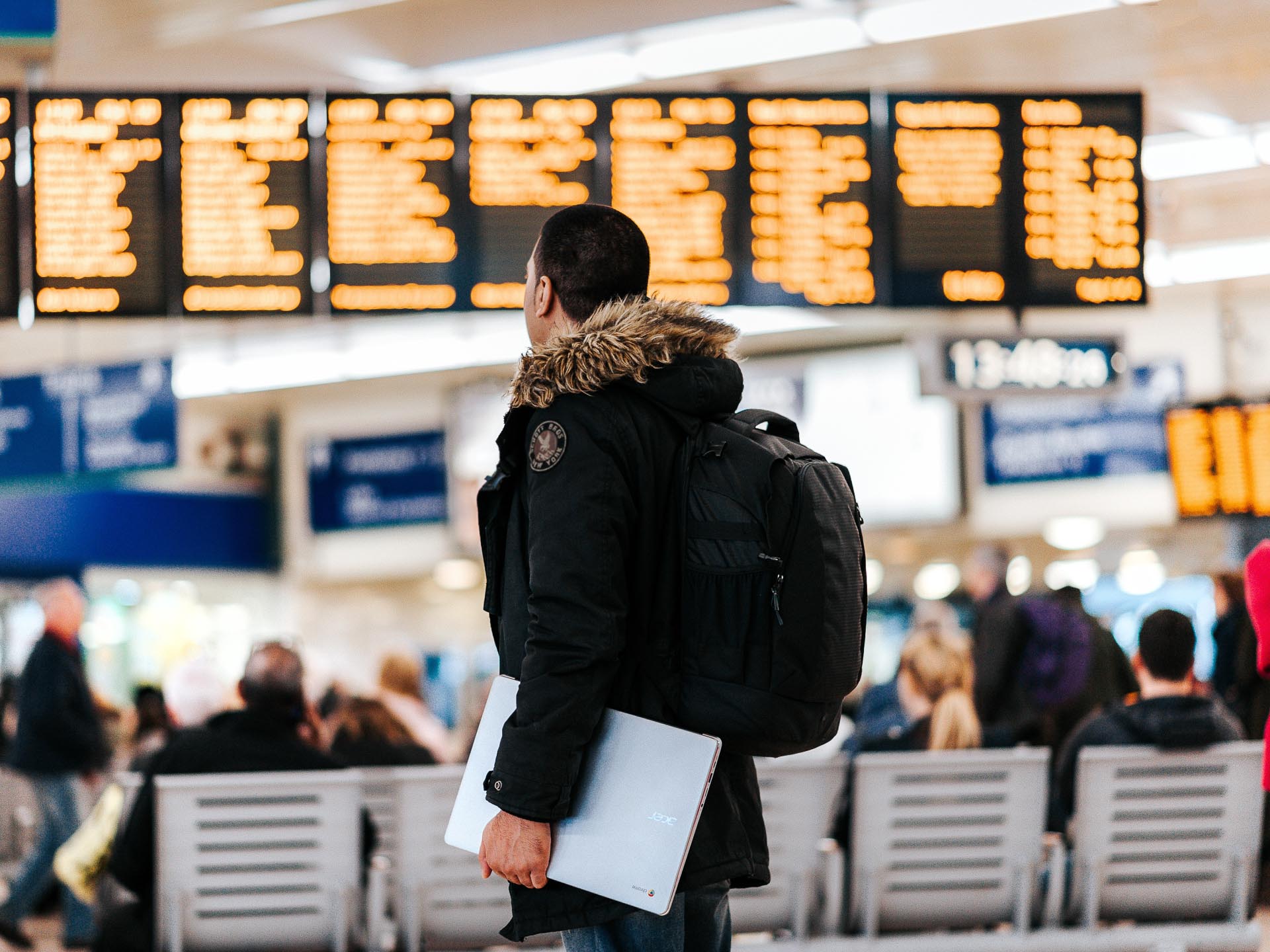 11 BEST Business Travel Backpacks (For Men & Women) 1 business travel backpacks