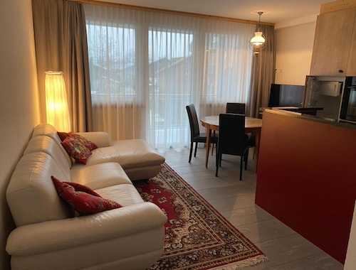 Carlton Europe Vintage Adults Hotel 2