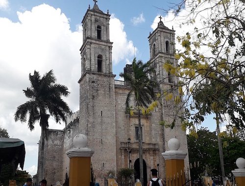 Chichen Itza Buffet Lunch Cenote Tequila tasting Valladolid 2