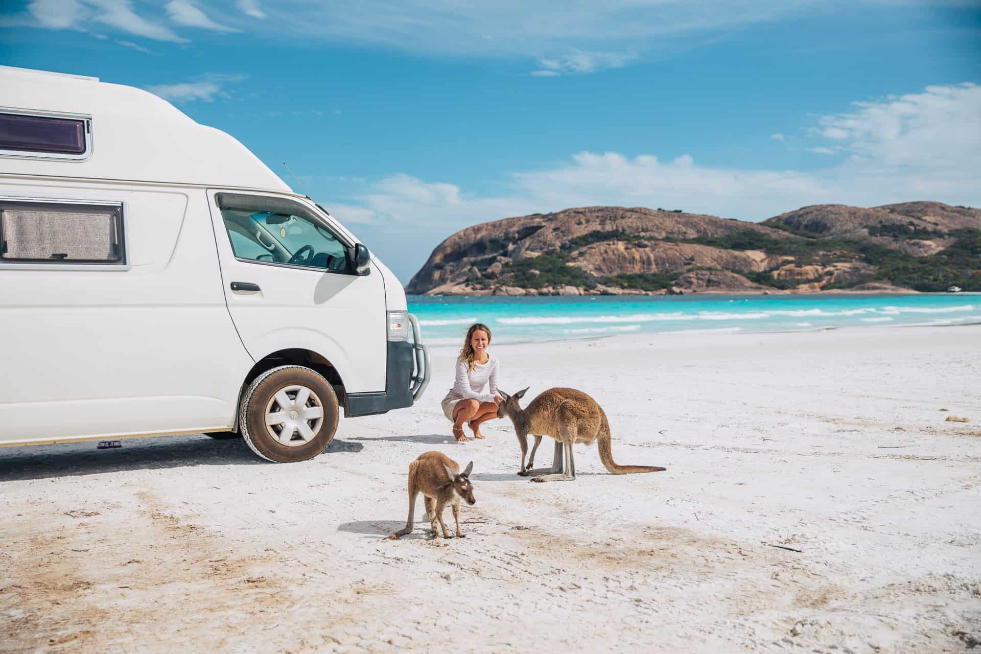 things to do in esperance, what to do in esperance, esperance things to do, esperance attractions, beaches in esperance, lucky bay, lucky bay esperance, lucky bay kangaroos