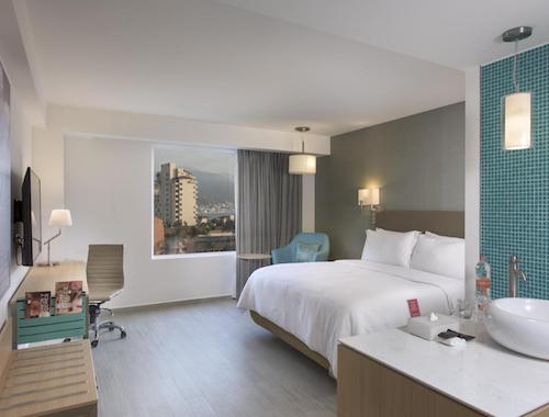 FIESTA INN PUERTO VALLARTA