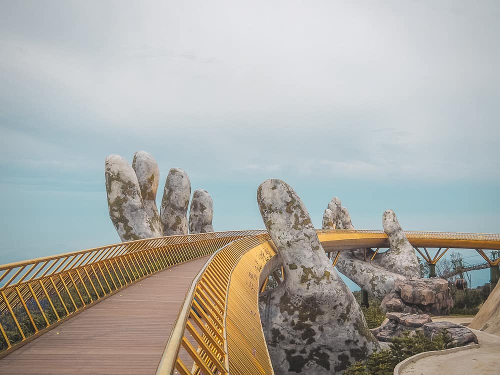 golden bridge ba na hills, gods bridge ba na hills, golden bridge vietnam, ba na hills, golden bridge da nang, golden bridge in ba na hills, golden bridge sun world, sun world da nang, sun world vietnam