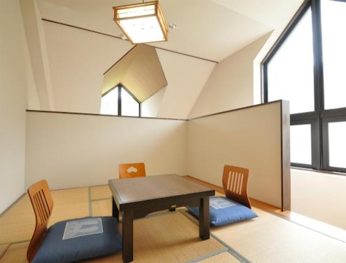 Hakuba Yamano ski in ski out Hotel in Hakuba