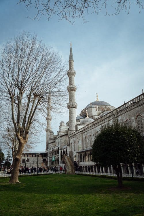 guide in istanbul, airbnb istanbul, airports in istanbul turkey, airport istanbul, best in istanbul, places to visit in istanbul, istanbul places to visit, stanbul tourist places, fun things to do in istanbul, places to visit in turkey istanbul, where to stay in istanbul, beautiful places in istanbul, top hotels in istanbul, best area to stay in istanbul, what to see in istanbul in 2 days, istanbul travel tips, blue mosque istanbul, blue mosque, sultan ahmed mosque