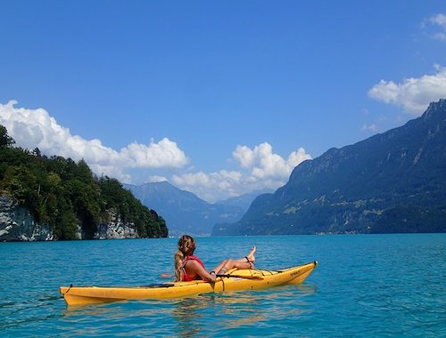 Kayak Tour of the Turquoise Lake Brienz