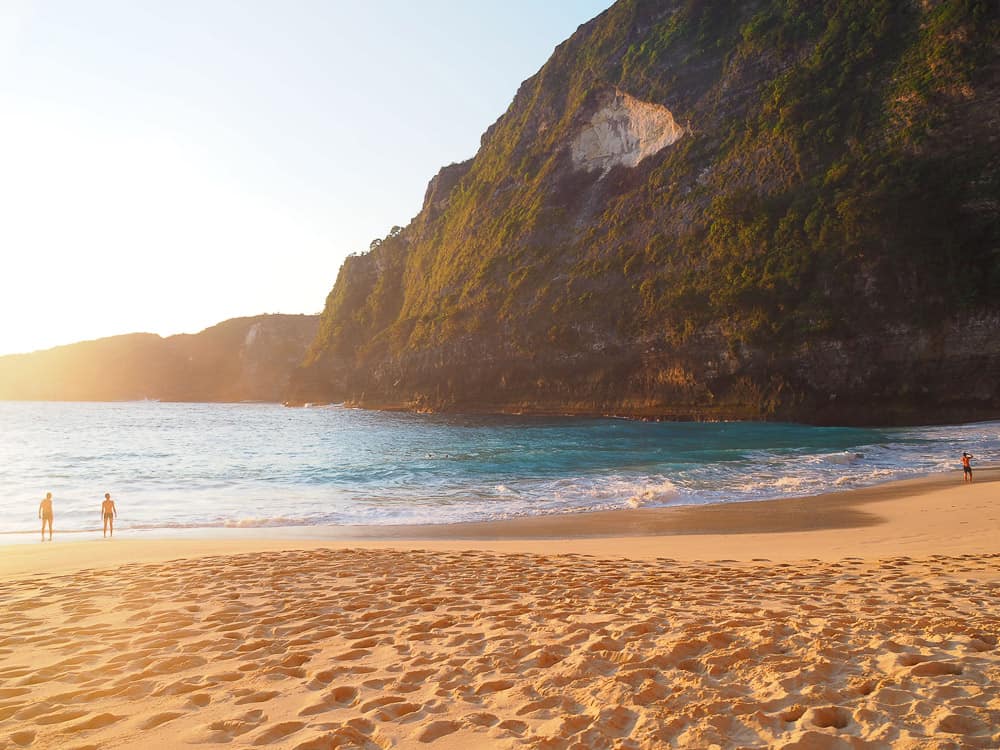 kelingking beach, kelingking secret point, kelingking secret point beach, kelingking secret point bali, kelingking, kelingking beach nusa penida, pantai kelingking nusa penida