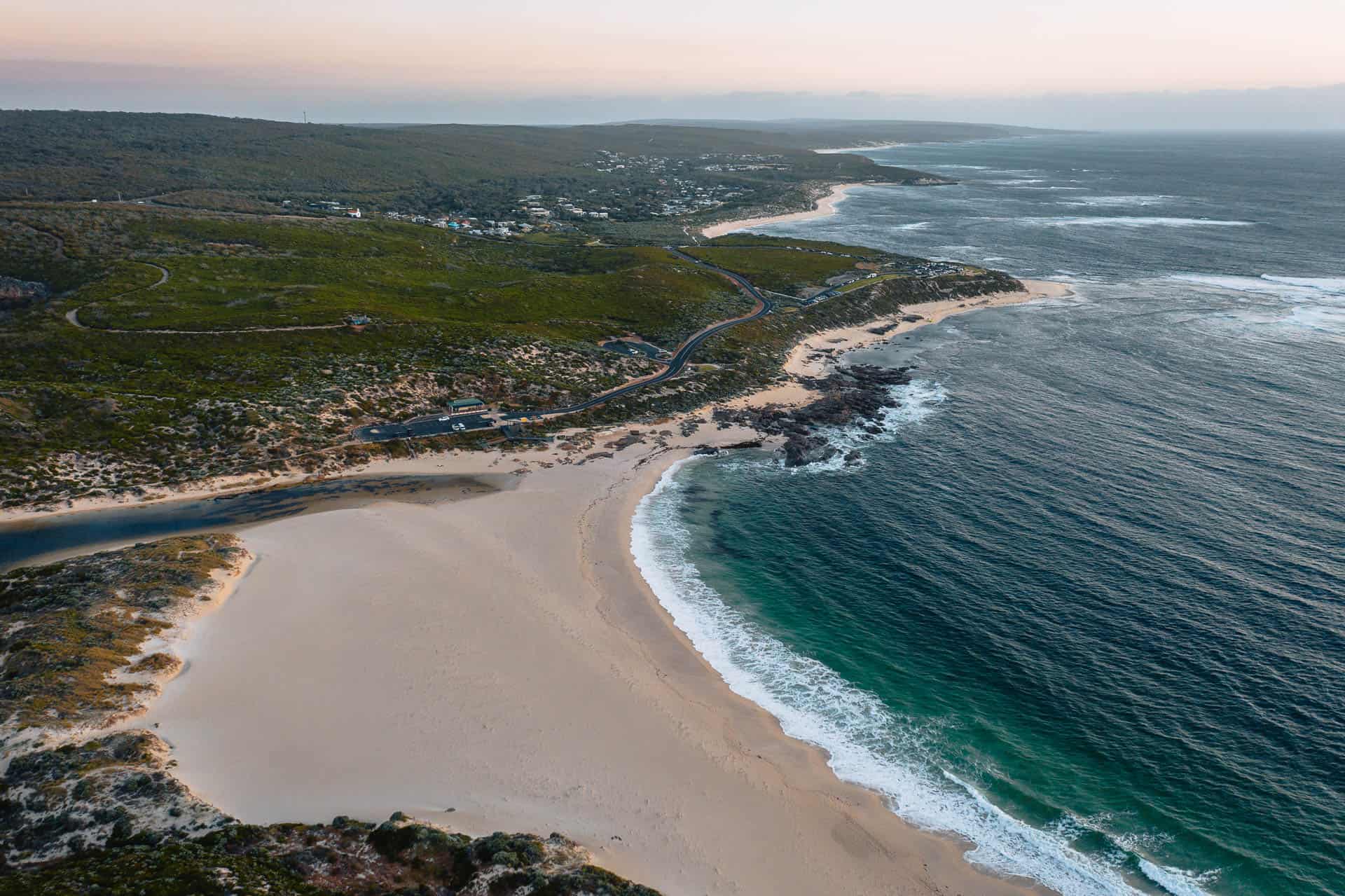 things to do in margaret river, what to do in margaret river, best things to do in margaret river, things to do margaret river, surfers point, surfers point margaret river, margaret river mouth