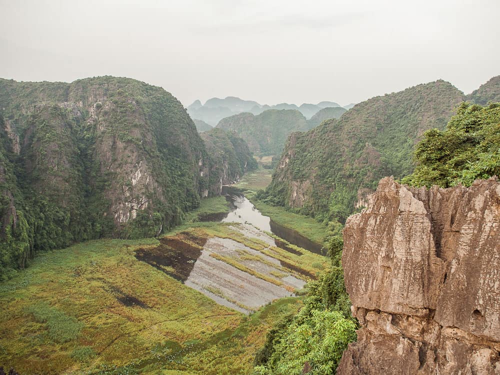 mua cave ninh binh, mua cave tam coc, mua cave, things to do in ninh binh, ninh binh things to do, what to do ninh binh, what to see in ninh binh, ninh binh vietnam, tam coc, tam coc ninh binh, hang mua, things to do in ninh binh