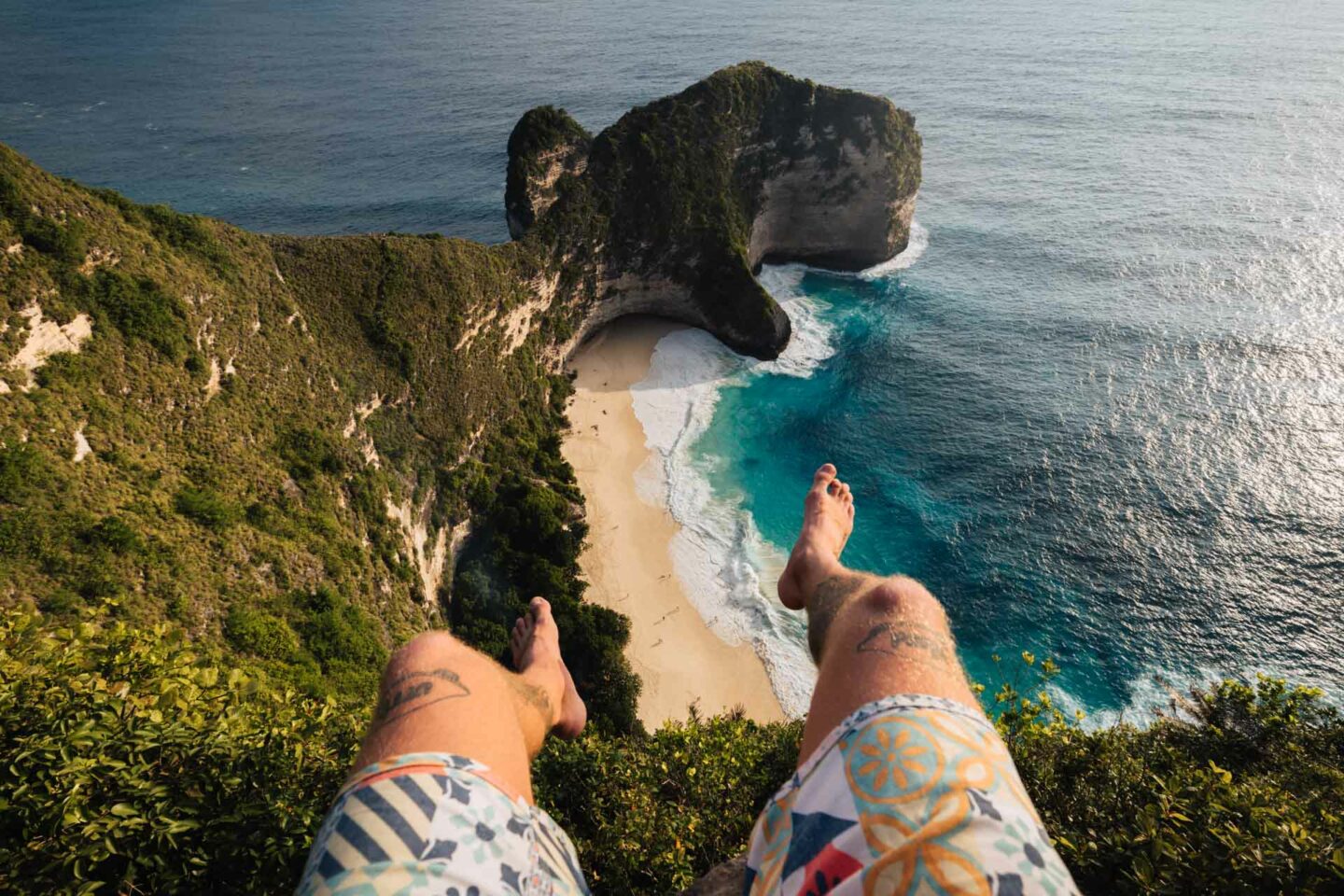 kelingking beach, kelingking secret point, kelingking secret point beach, kelingking secret point bali, kelingking, kelingking beach nusa penida, pantai kelingking nusa penida