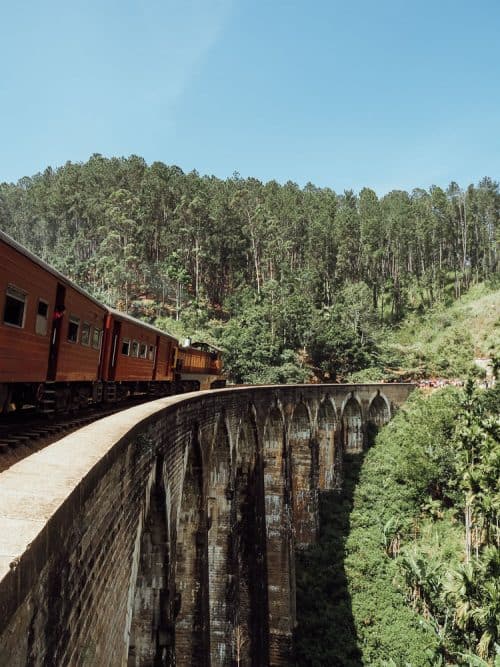 nine arch bridge sri lanka, demodara nine arch bridge, nine arch bridge, nine arch bridge ella, ella sri lanka, ella, things to do in ella, things to see in ella