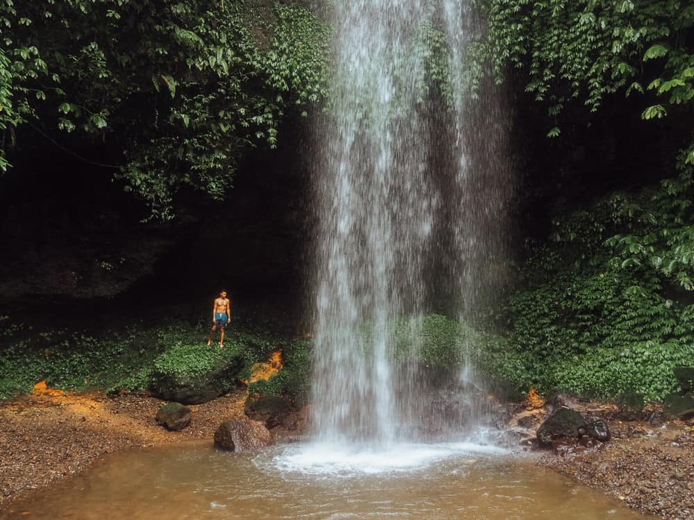 hidden waterfall bali, secret waterfall bali, bali secret waterfall, bali hidden waterfall, aling aling waterfall, aling aling, singaraja, singaraja waterfall