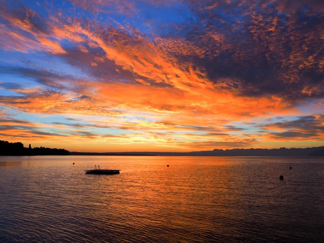 where to stay in geneva, best area to stay in geneva, best place to stay in geneva, places to stay in geneva