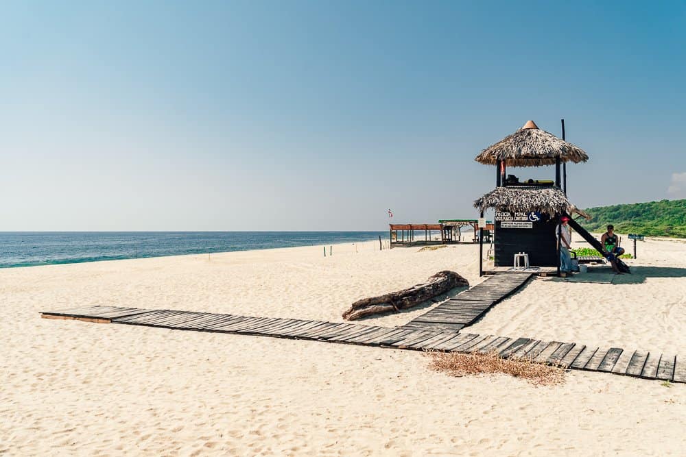 playa bacocho, bacocho, bacocho puerto escondido, playa bacocho puerto escondido, playa bacocho oaxaca, bacocho beach puerto escondido