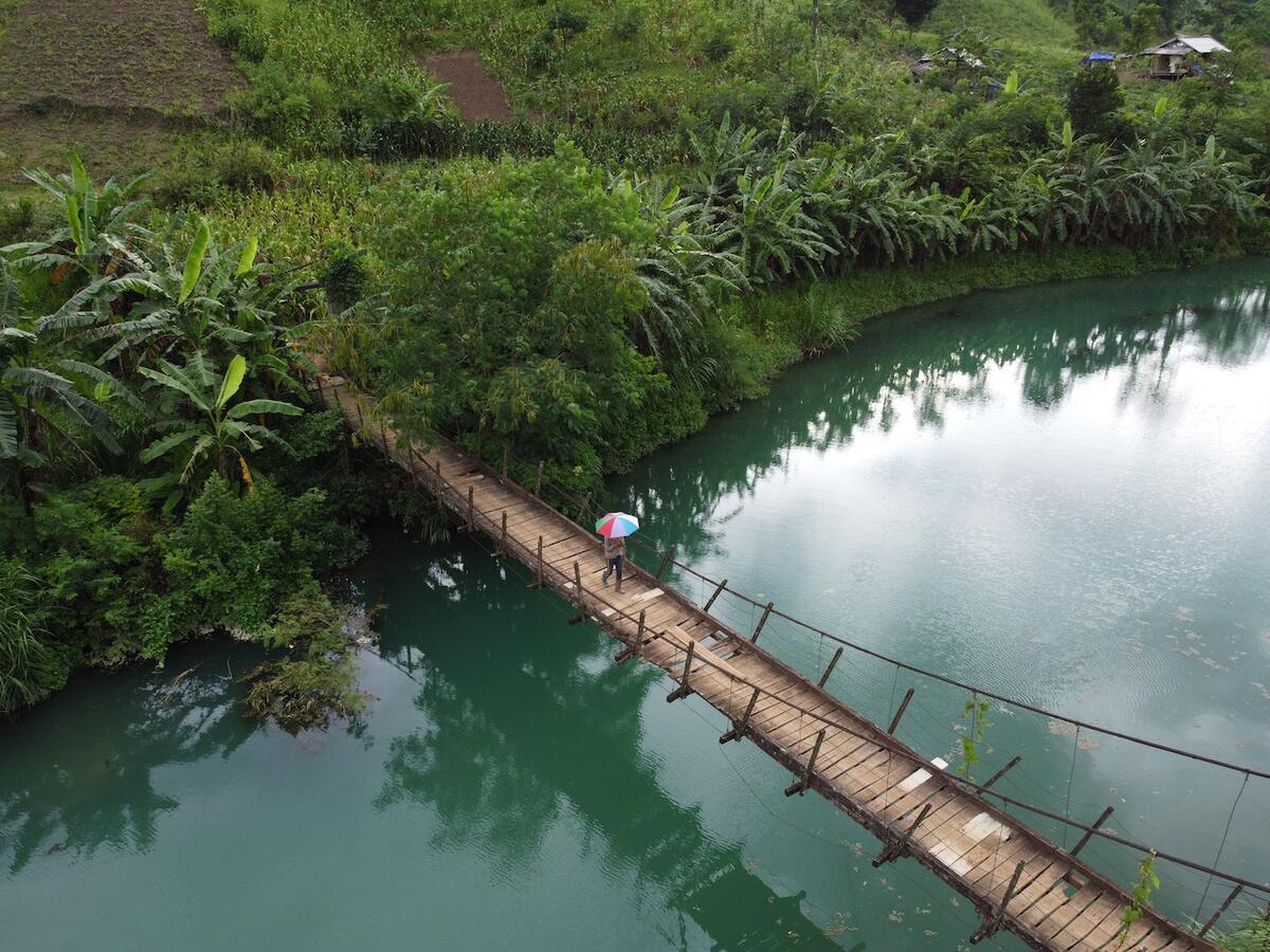 SEVILLA TWIN HANGING BRIDGE BOHOL