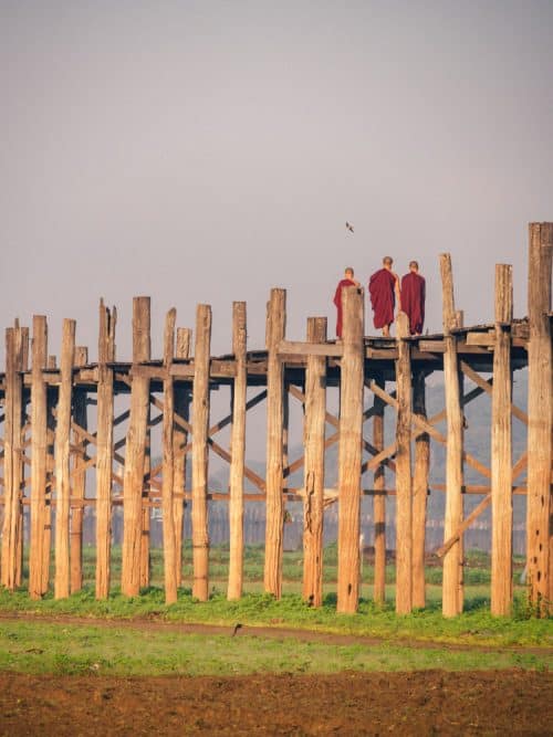 things to do in mandalay, what to do in mandalay, places to visit in mandalay, mandalay what to do, mandalay myanmar points of interest, mandalay burma, mandalay hill, mandalay temple, u bein bridge